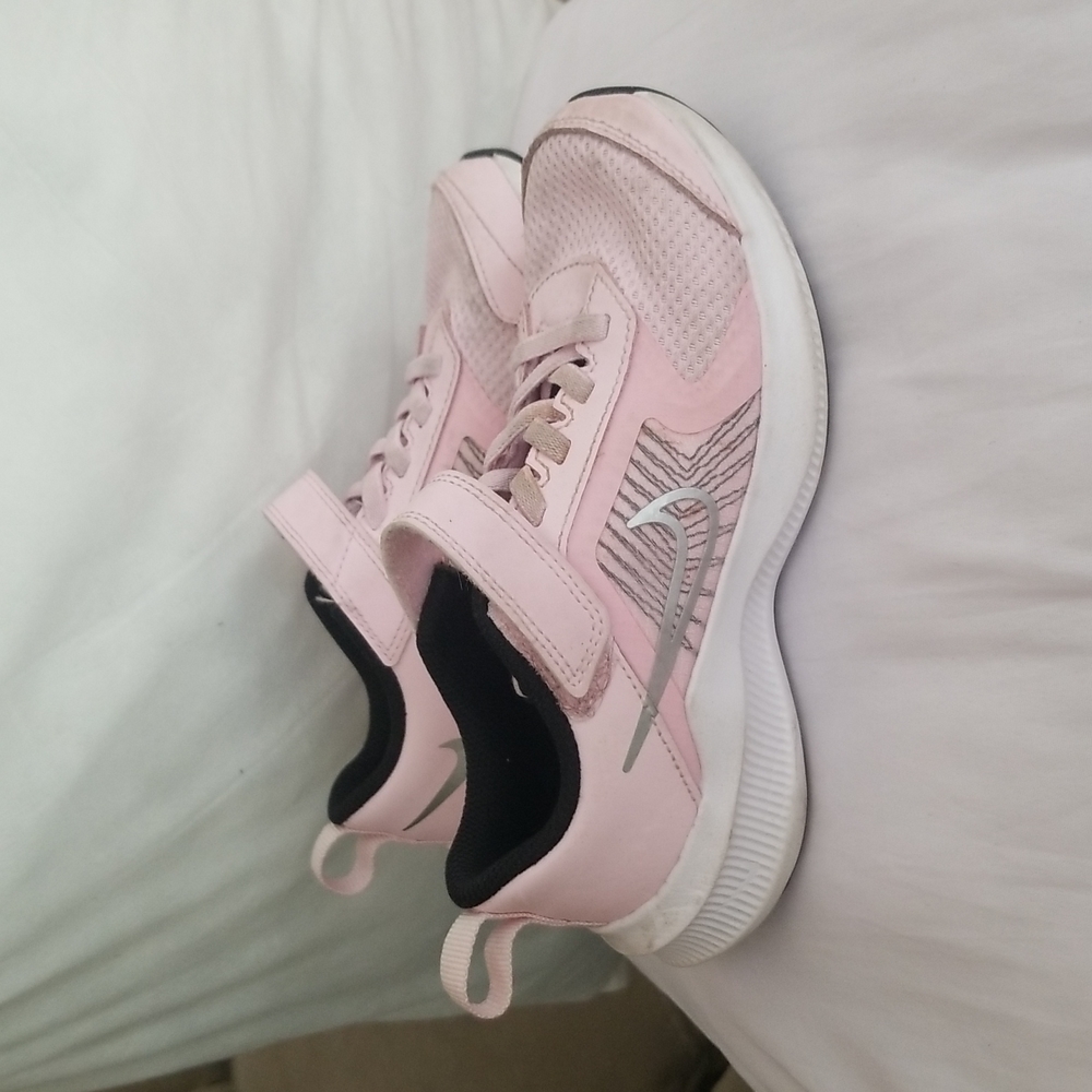 Girl Nike